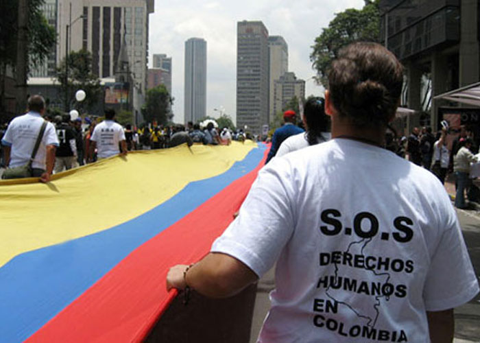 Una revisión a la manera como se defienden los derechos humanos es urgente