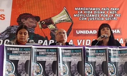 Iniciativas constituyentes avanzan sin el Gobierno
