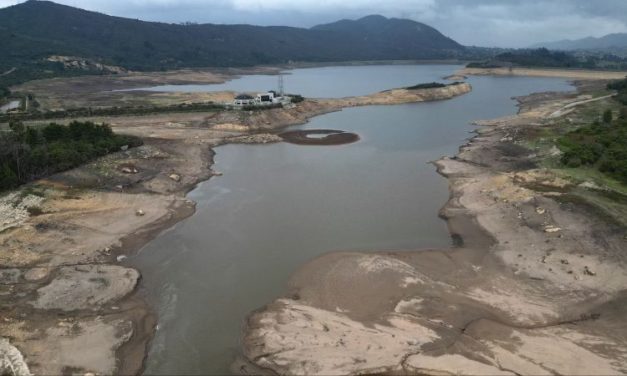 Habrá protestas contra el alcalde Galán a un año de la crisis del agua en Bogotá