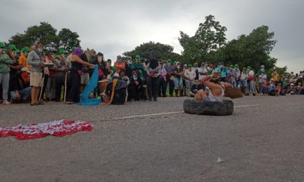Nuestra lucha es por la vida, no empuñamos armas